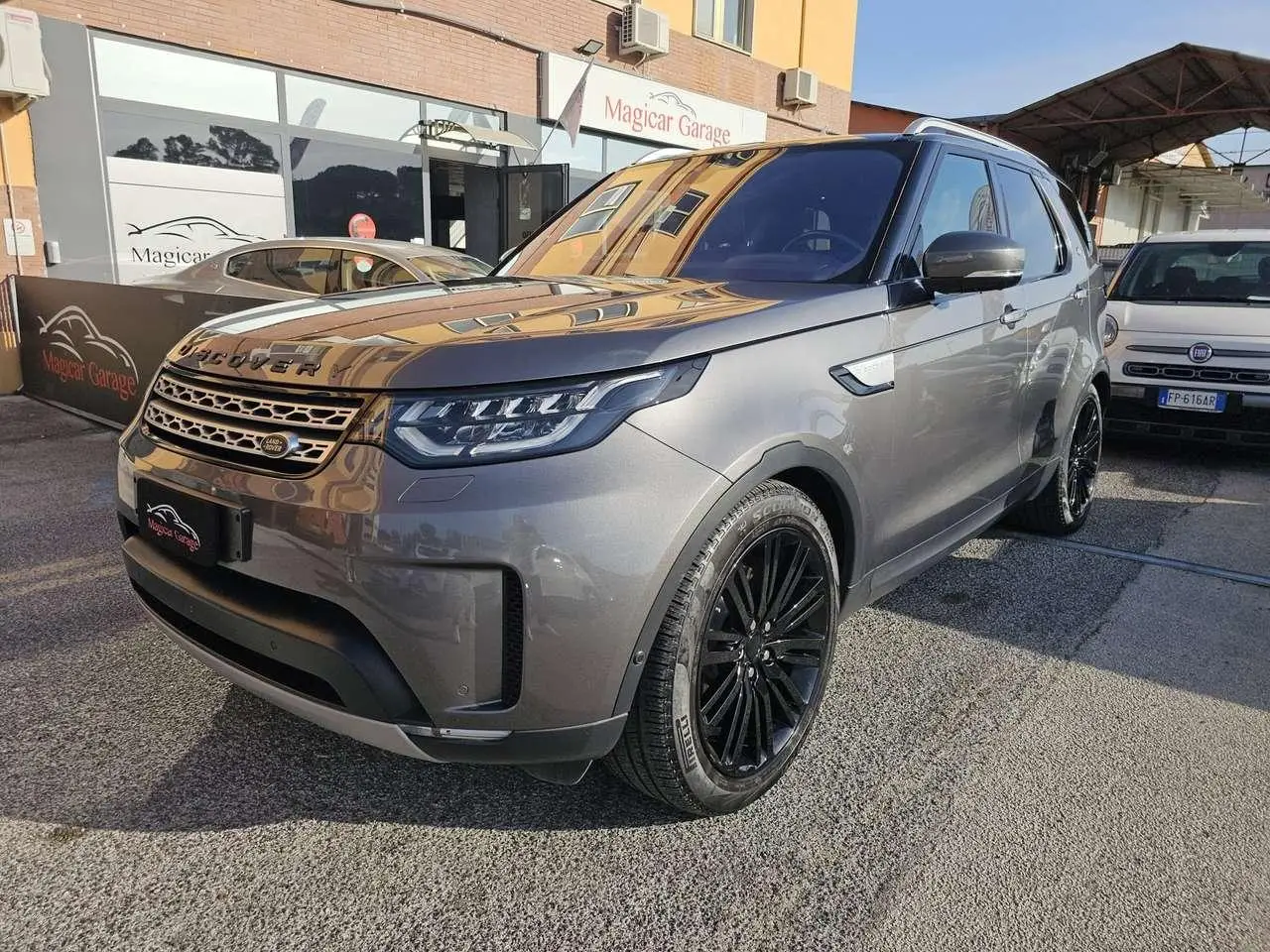 Photo 1 : Land Rover Discovery 2017 Diesel