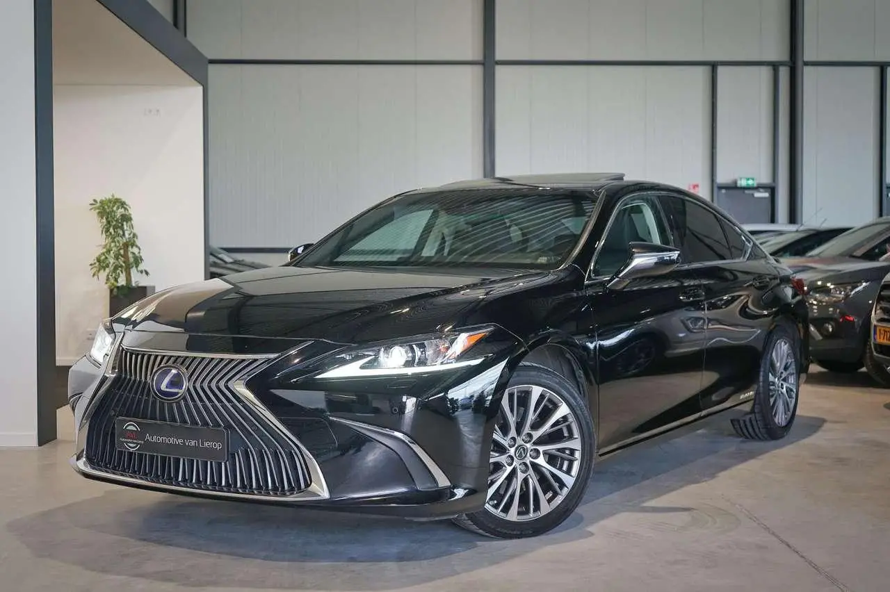 Photo 1 : Lexus Es 2021 Hybride