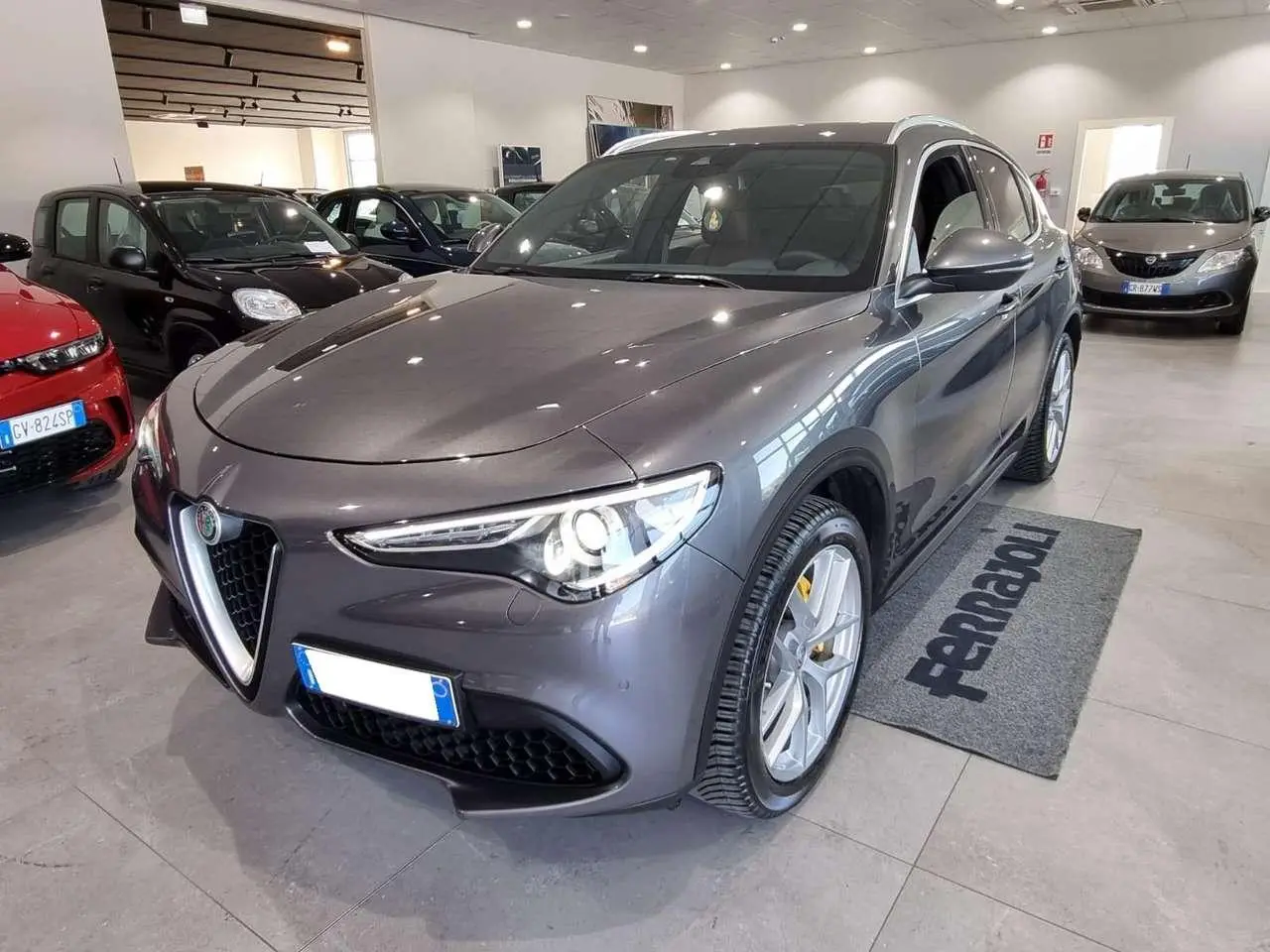 Photo 1 : Alfa Romeo Stelvio 2018 Essence