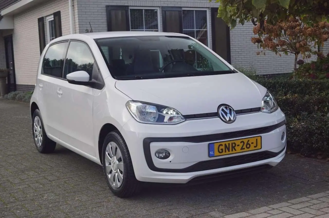 Photo 1 : Volkswagen Up! 2019 Petrol