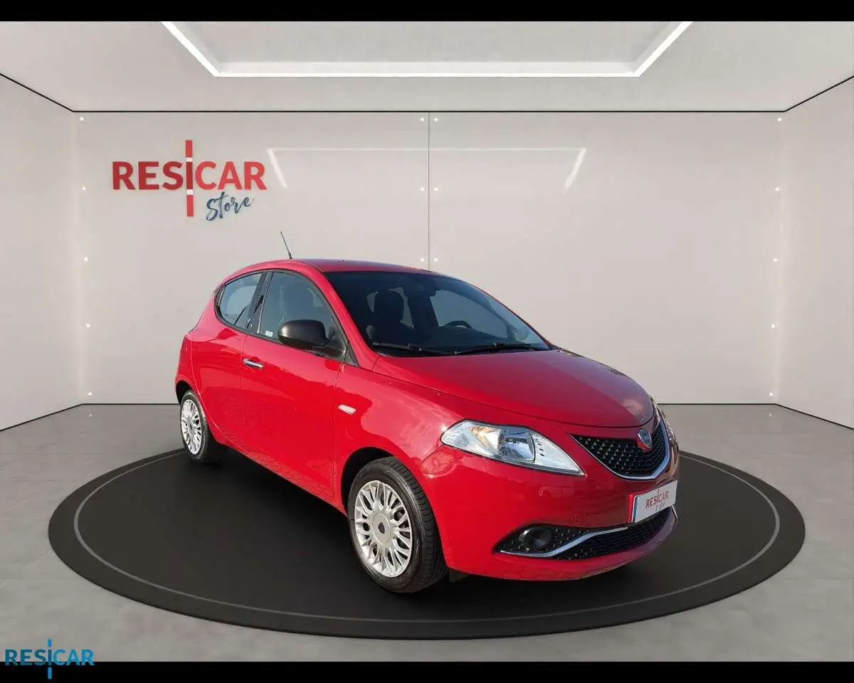 Photo 1 : Lancia Ypsilon 2017 Petrol