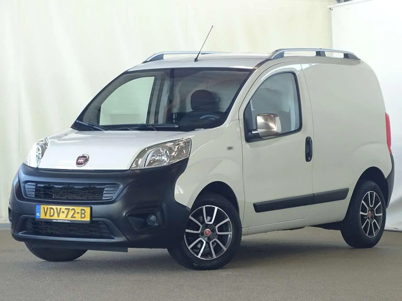 Photo 1 : Fiat Fiorino 2019 Essence