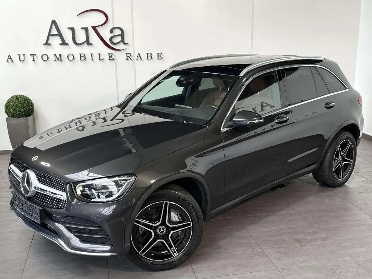 Photo 1 : Mercedes-benz Classe Glc 2021 Hybride