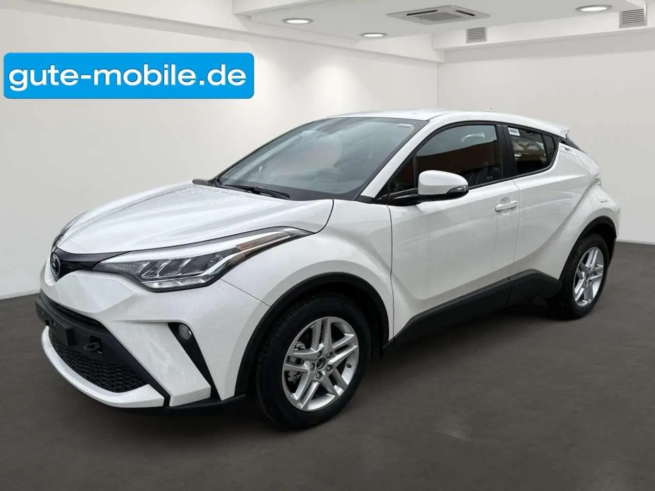 Photo 1 : Toyota C-hr 2024 Hybride