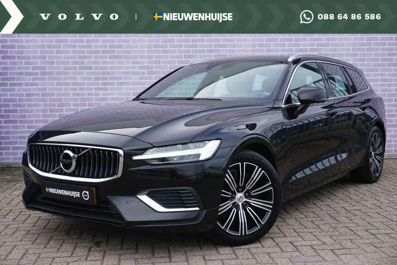 Photo 1 : Volvo V60 2019 Hybride