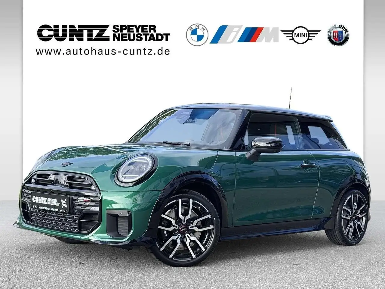 Photo 1 : Mini Cooper 2024 Petrol