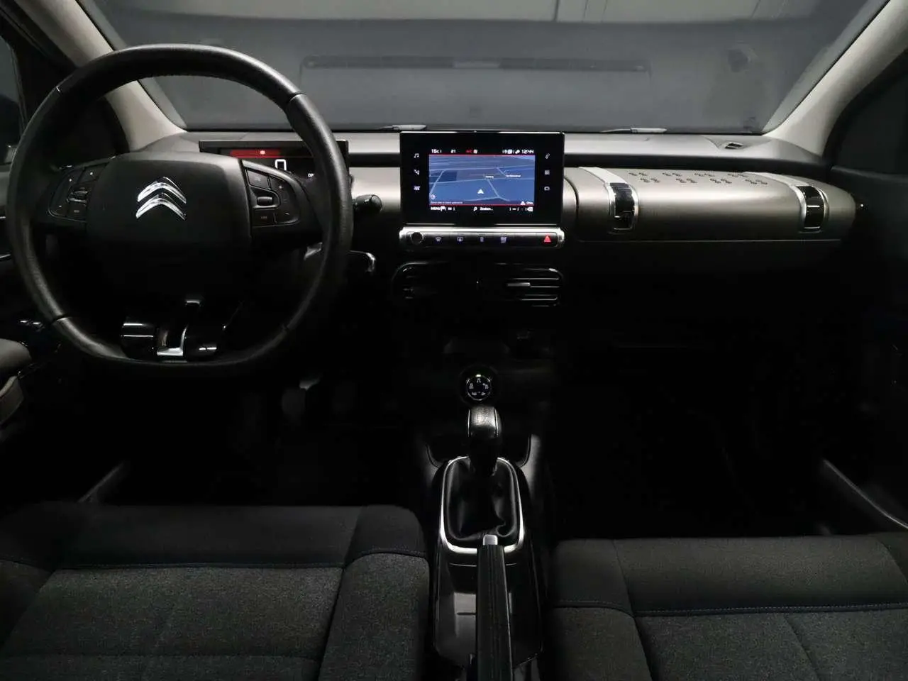 Photo 1 : Citroen C4 2018 Petrol