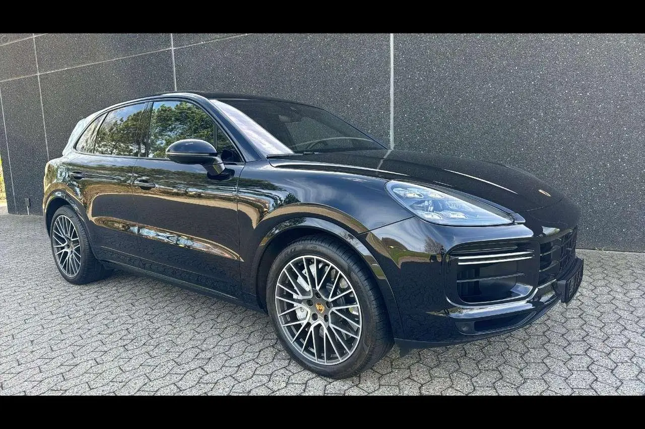 Photo 1 : Porsche Cayenne 2018 Petrol