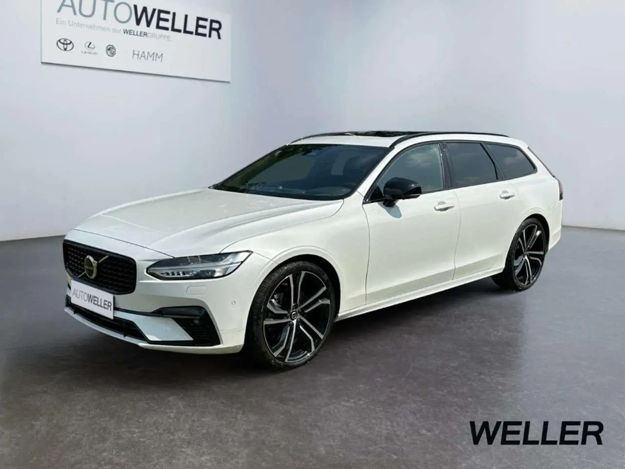 Photo 1 : Volvo V90 2023 Diesel