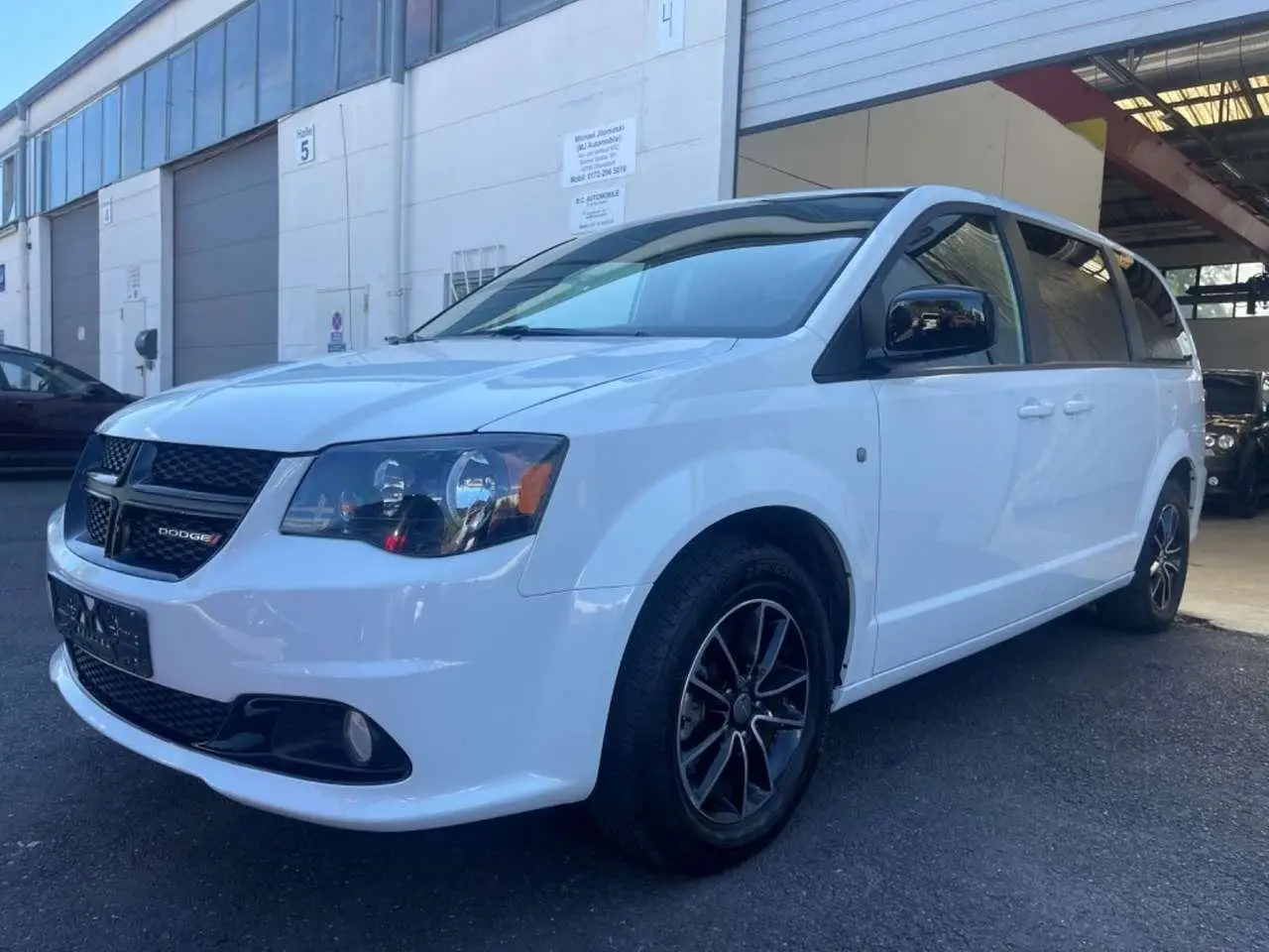 Photo 1 : Dodge Grand Caravan 2019 Petrol