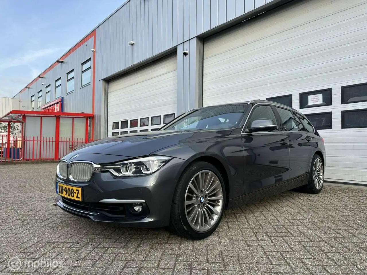 Photo 1 : Bmw Serie 3 2019 Essence