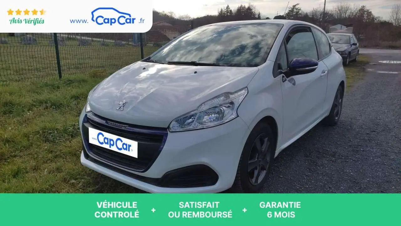 Photo 1 : Peugeot 208 2016 Petrol