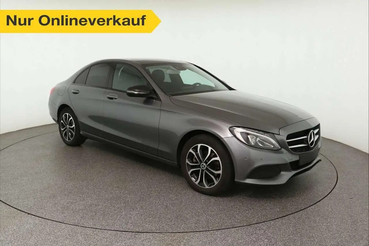 Photo 1 : Mercedes-benz Classe C 2018 Essence