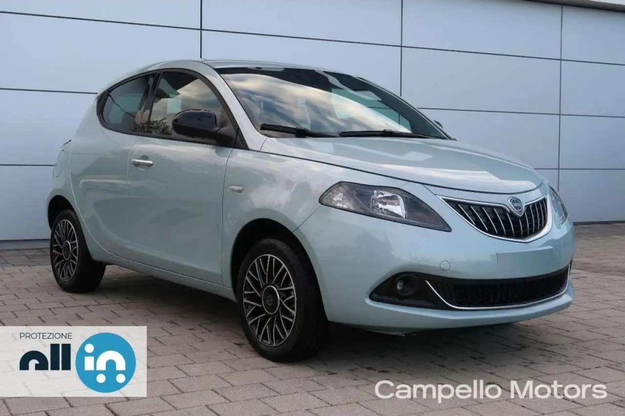 Photo 1 : Lancia Ypsilon 2024 Hybrid