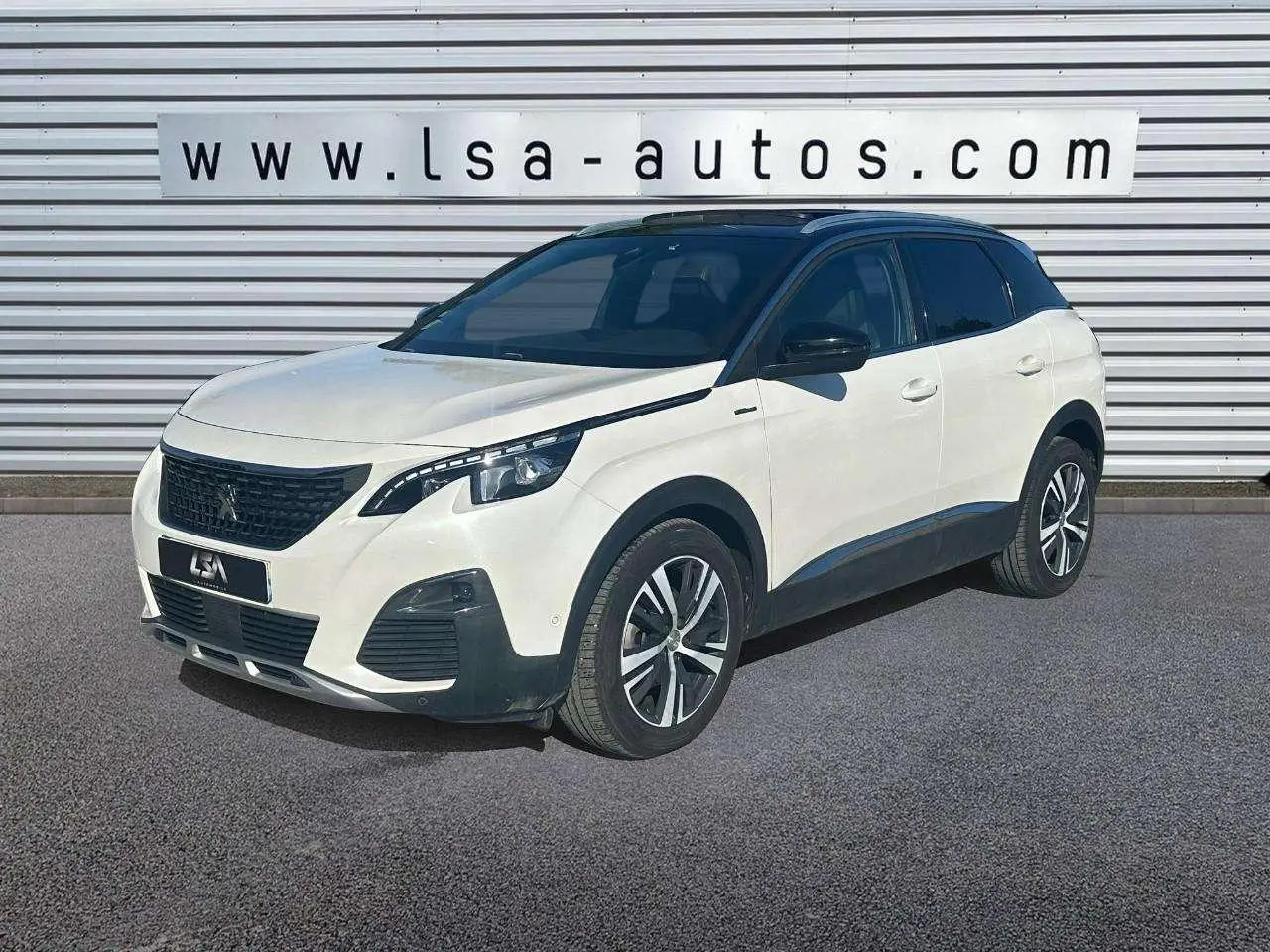 Photo 1 : Peugeot 3008 2016 Petrol