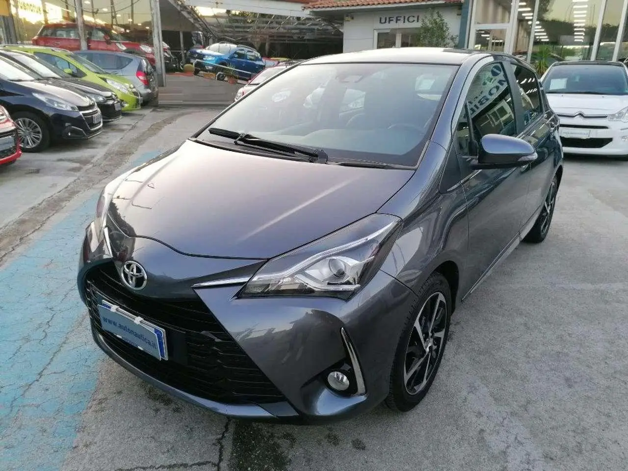 Photo 1 : Toyota Yaris 2019 Petrol