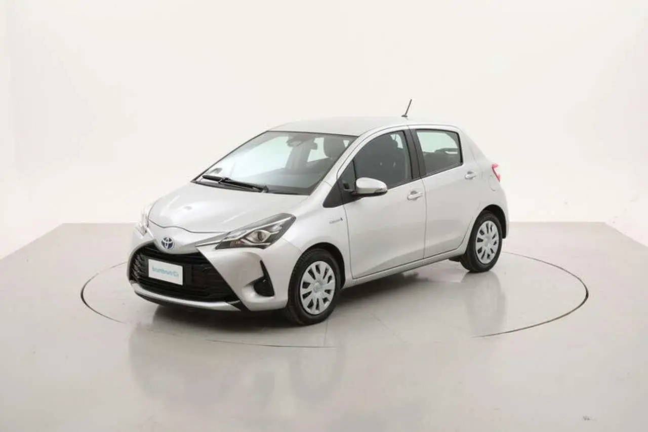 Photo 1 : Toyota Yaris 2018 Hybride