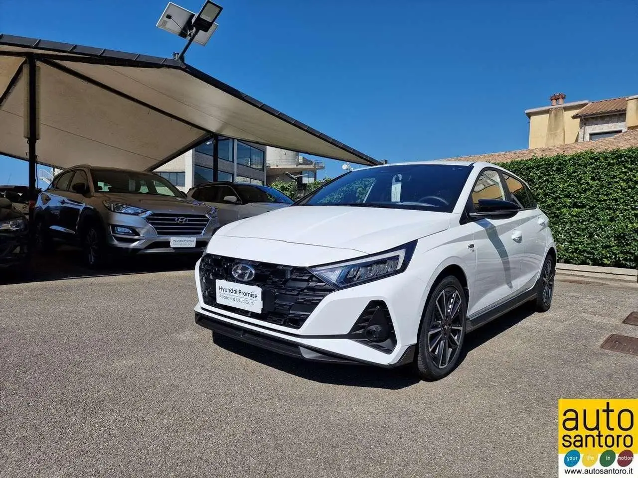 Photo 1 : Hyundai I20 2023 Hybrid