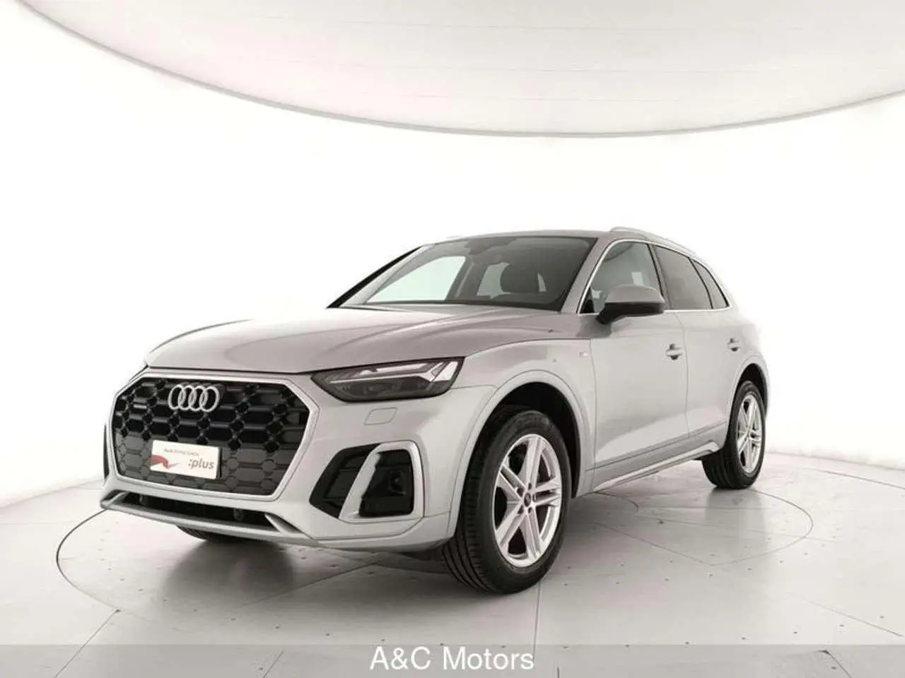 Photo 1 : Audi Q5 2023 Diesel