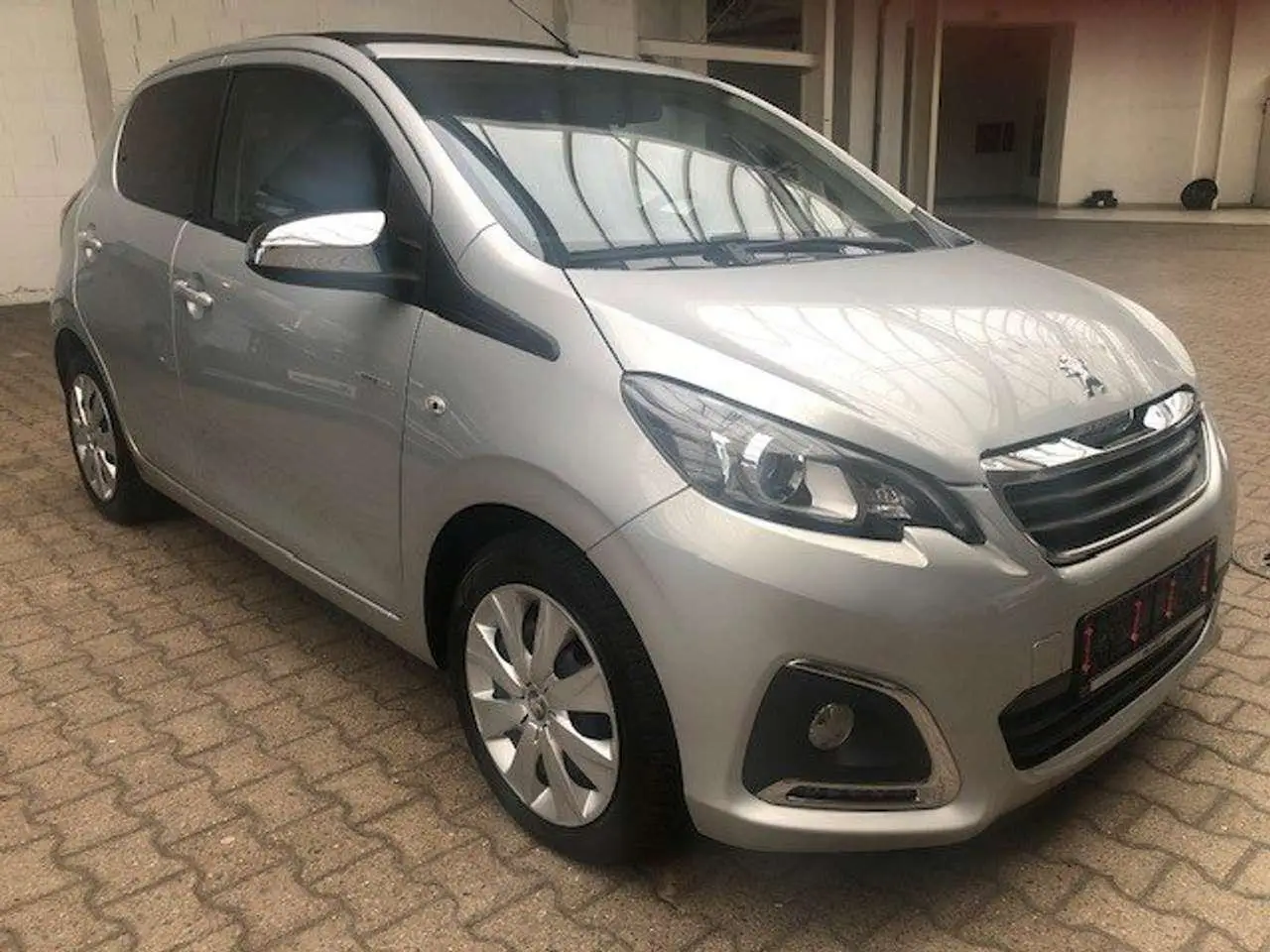 Photo 1 : Peugeot 108 2019 Petrol