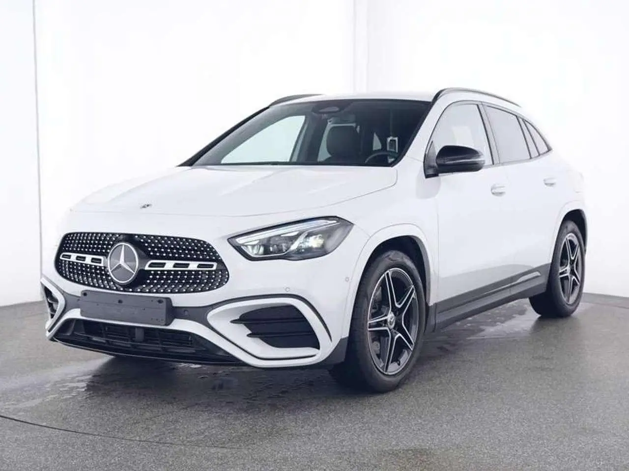 Photo 1 : Mercedes-benz Classe Gla 2023 Essence