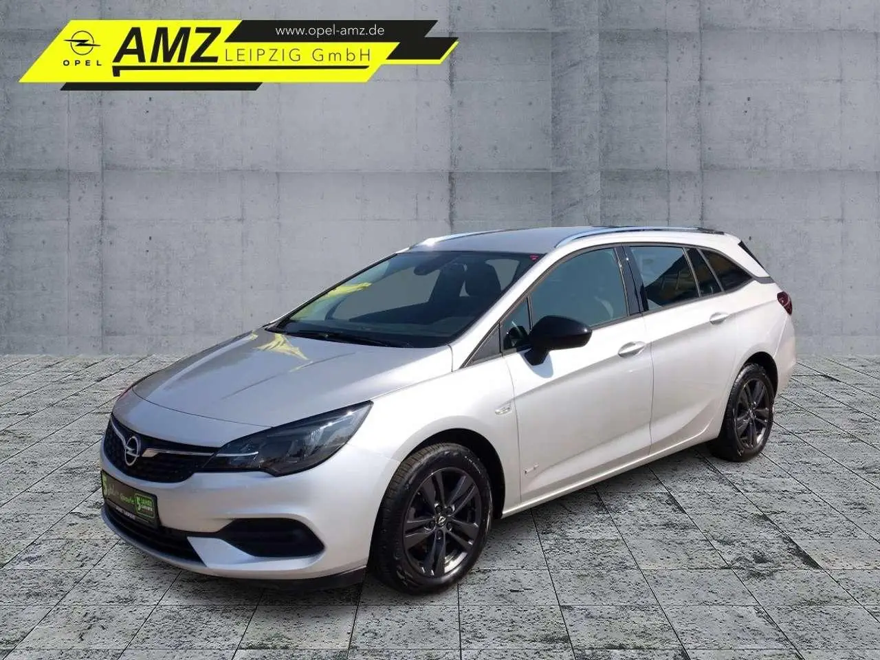 Photo 1 : Opel Astra 2022 Essence