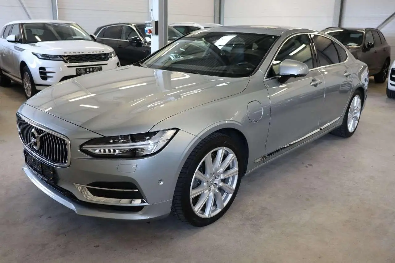 Photo 1 : Volvo S90 2018 Hybride