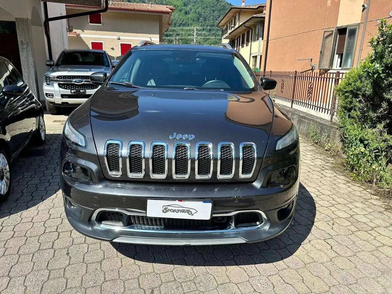 Photo 1 : Jeep Cherokee 2016 Diesel