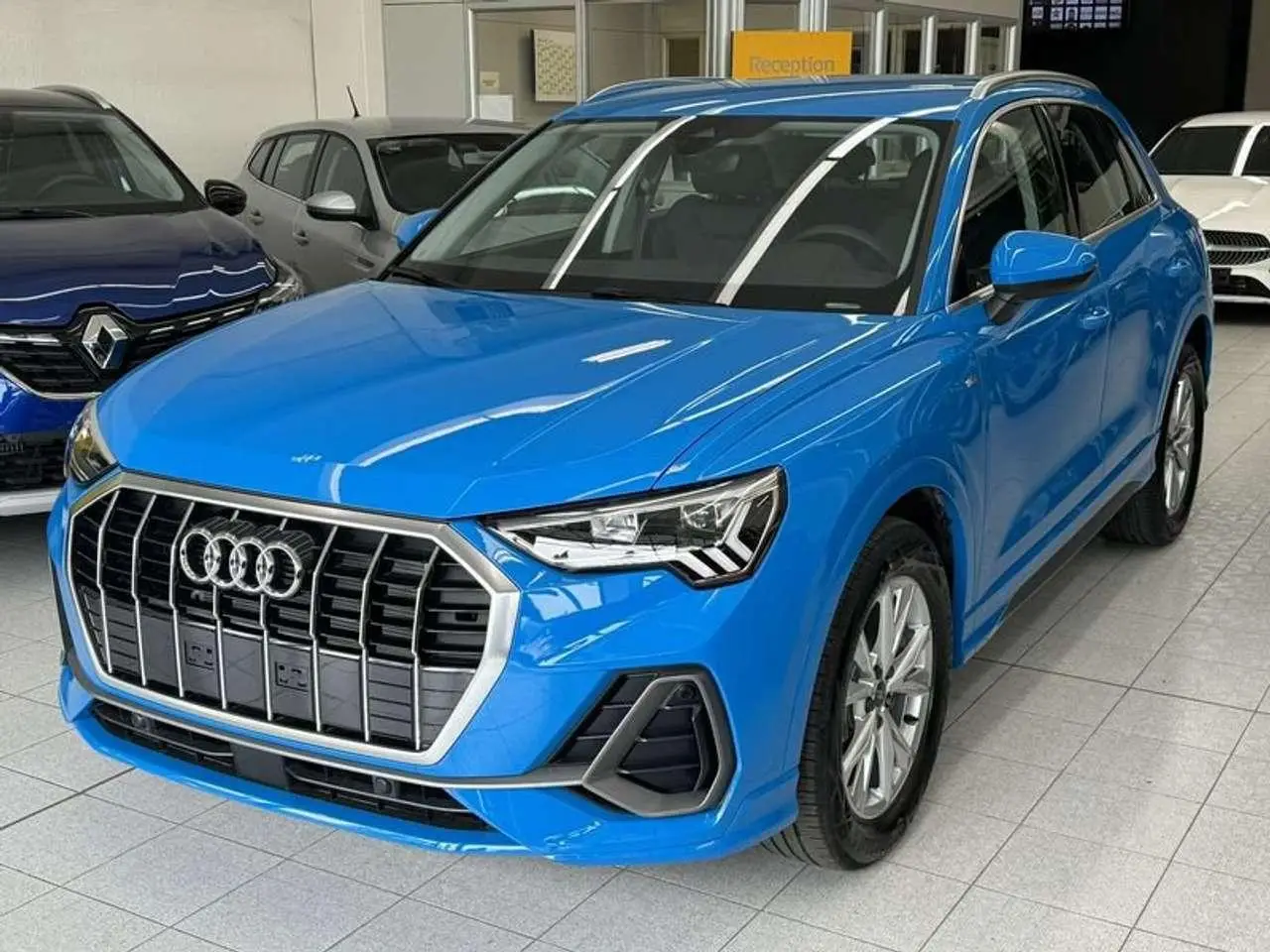 Photo 1 : Audi Q3 2023 Diesel