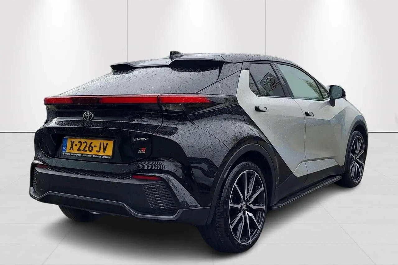 Photo 1 : Toyota C-hr 2023 Hybrid