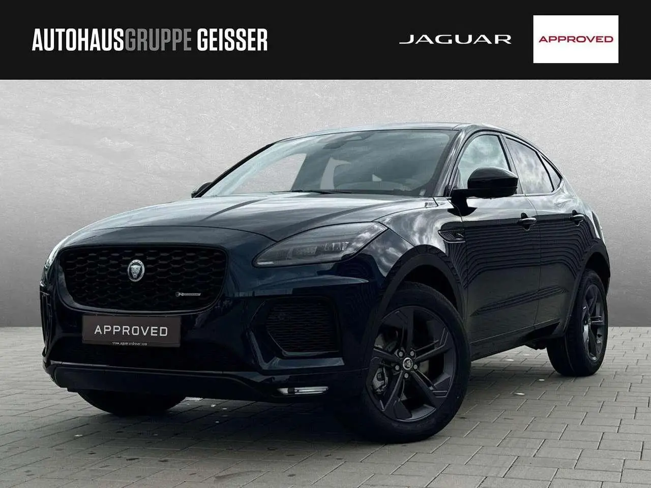 Photo 1 : Jaguar E-pace 2024 Diesel