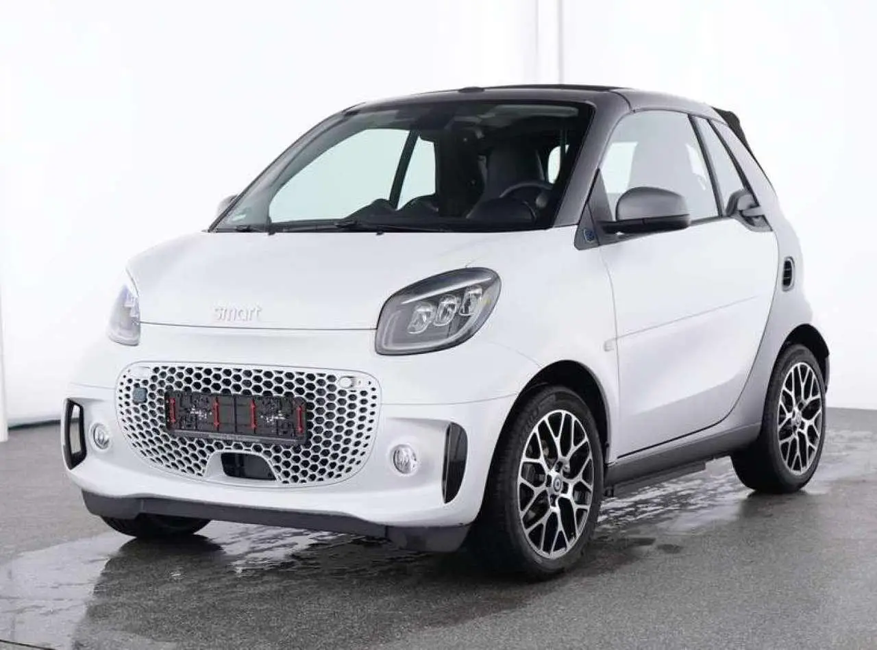 Photo 1 : Smart Fortwo 2024 Electric