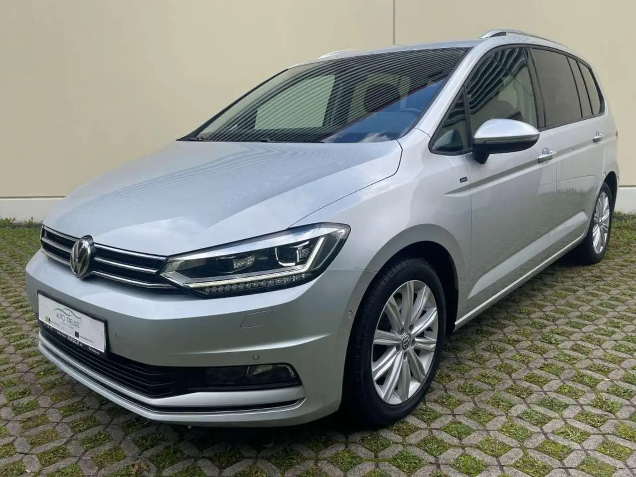 Photo 1 : Volkswagen Touran 2018 Diesel