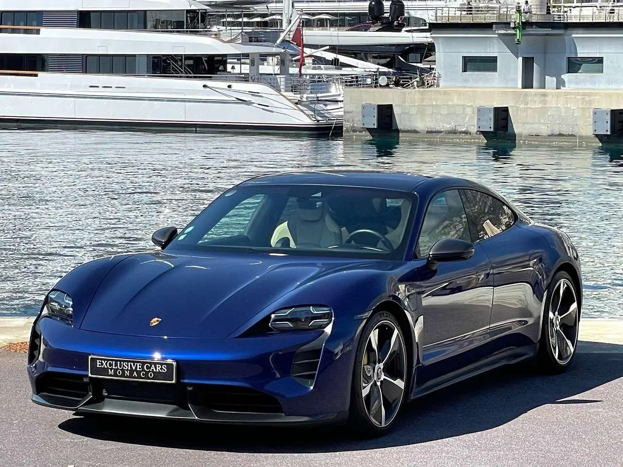 Photo 1 : Porsche Taycan 2020 Électrique