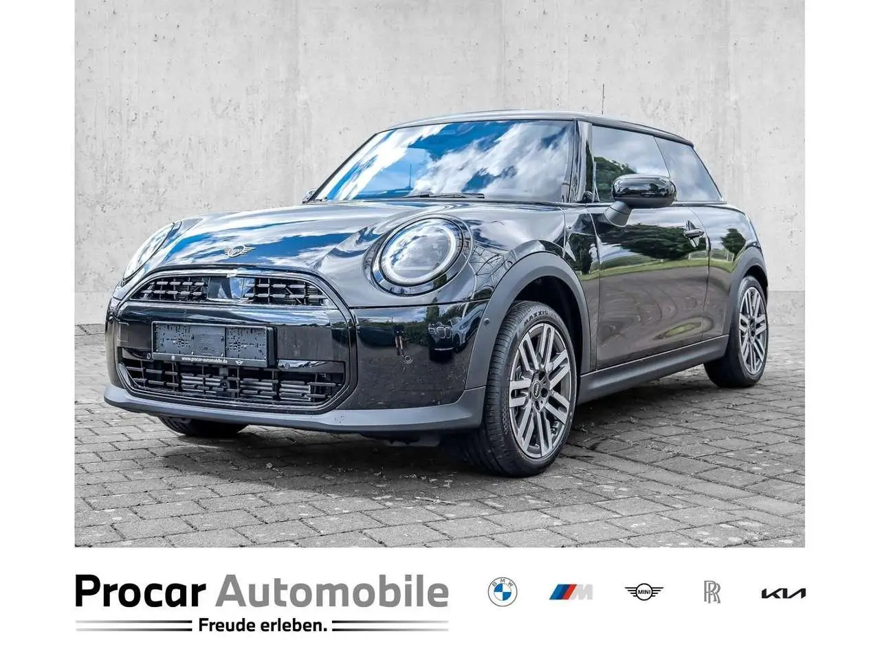 Photo 1 : Mini Cooper 2024 Petrol