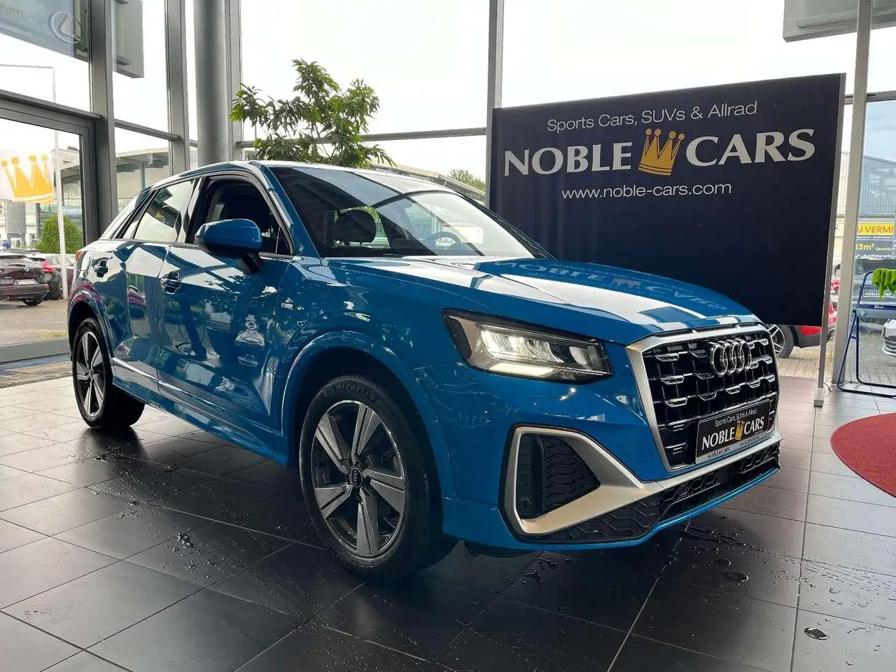 Photo 1 : Audi Q2 2021 Petrol