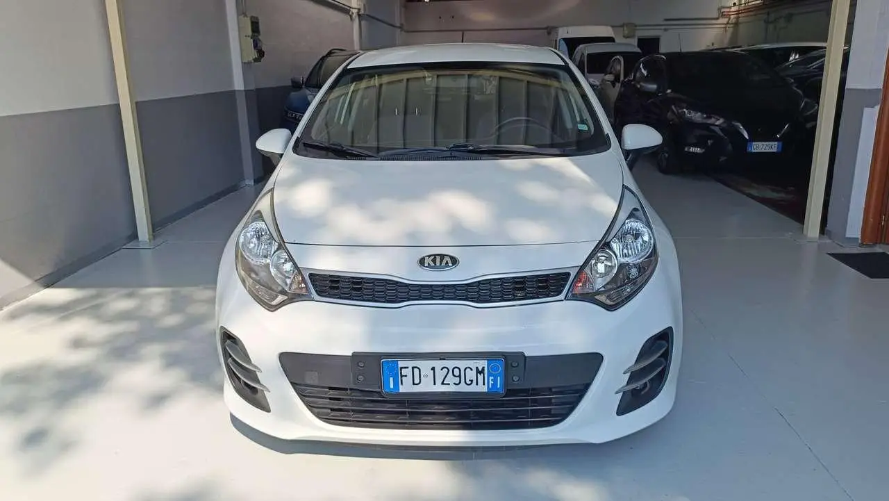 Photo 1 : Kia Rio 2016 Essence