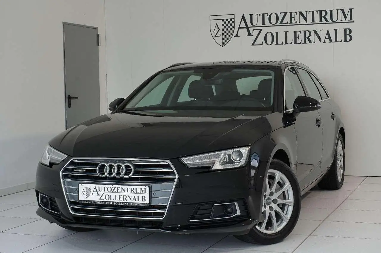 Photo 1 : Audi A4 2017 Diesel