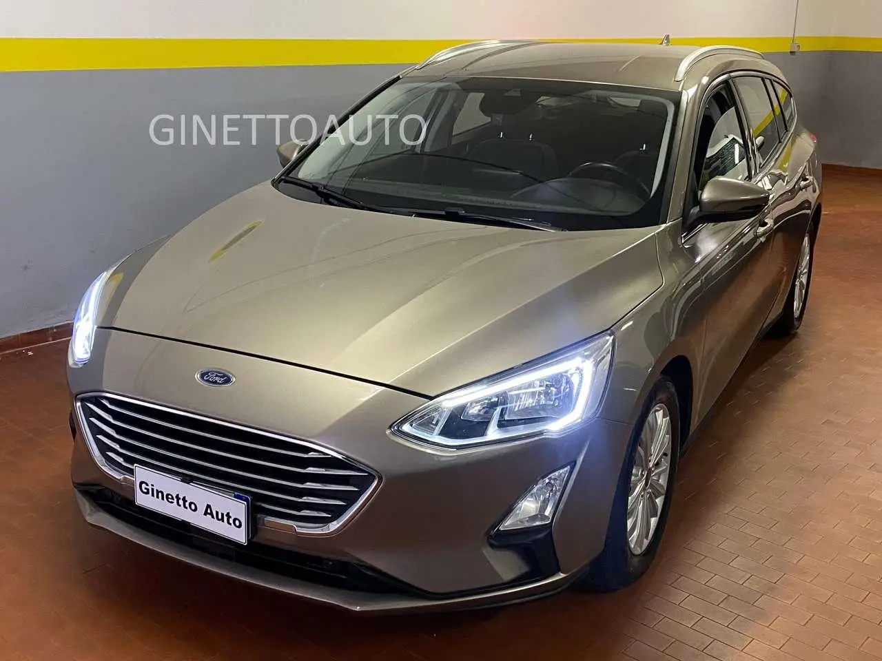 Photo 1 : Ford Focus 2019 Petrol