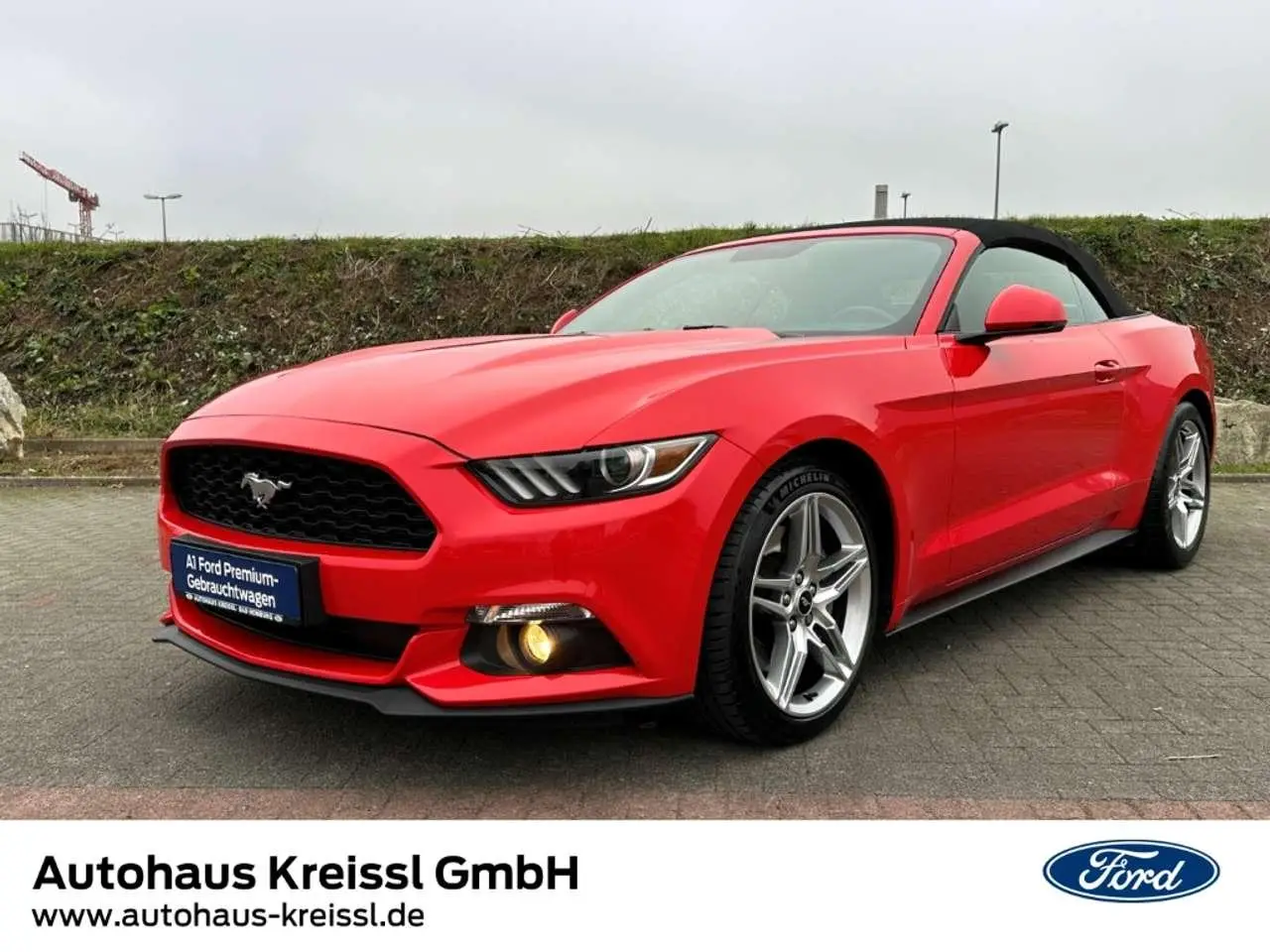 Photo 1 : Ford Mustang 2017 Petrol