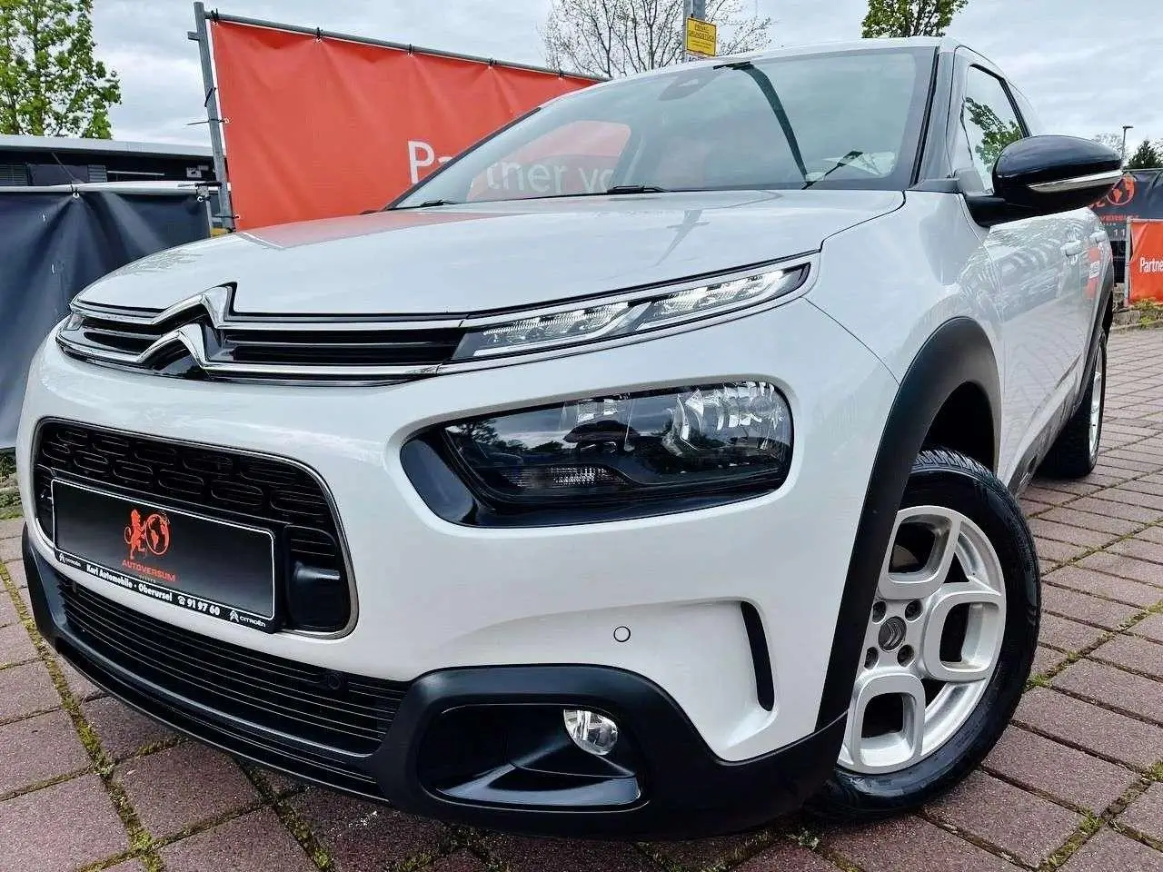 Photo 1 : Citroen C4 2019 Essence