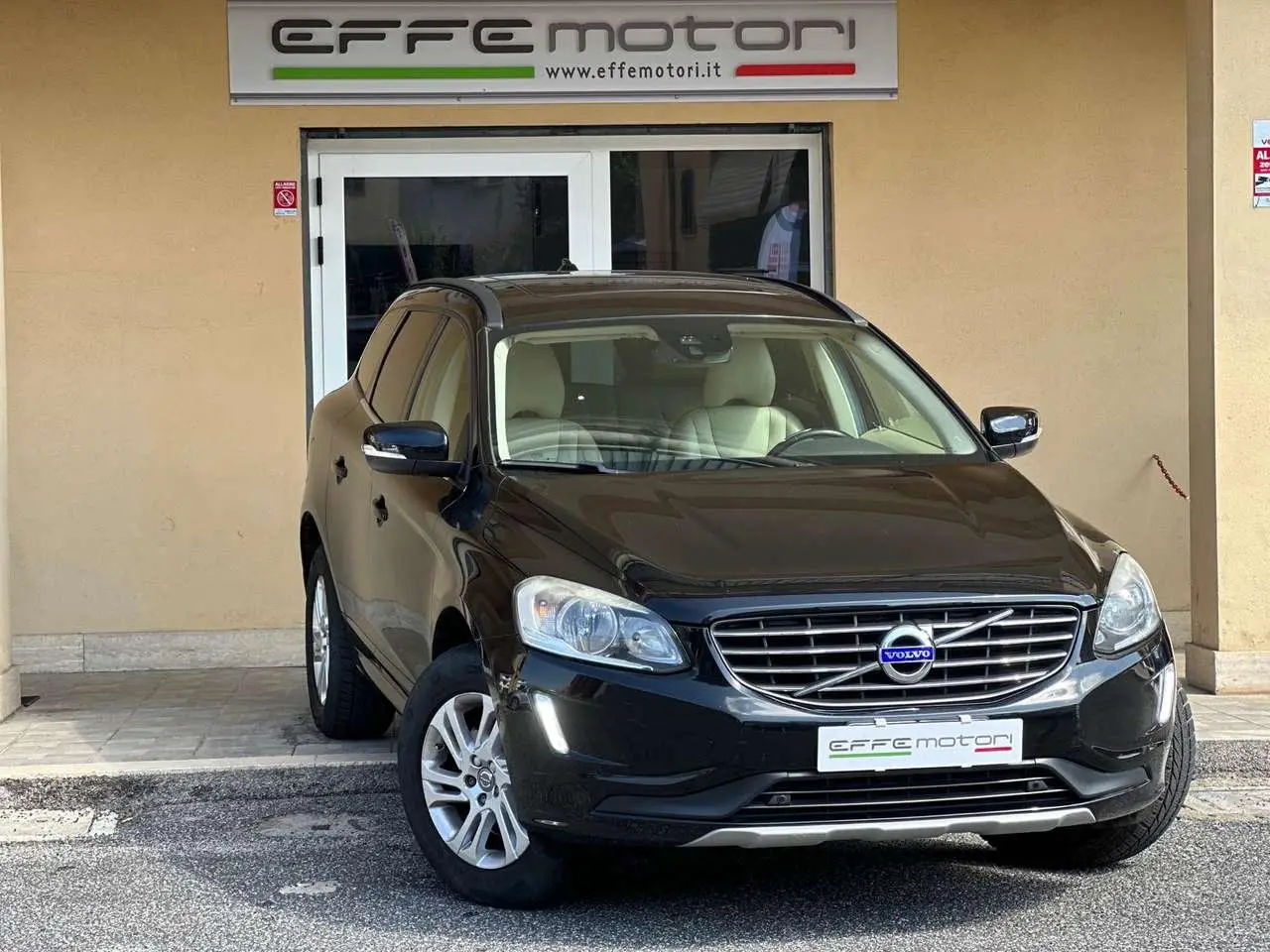 Photo 1 : Volvo Xc60 2017 Diesel