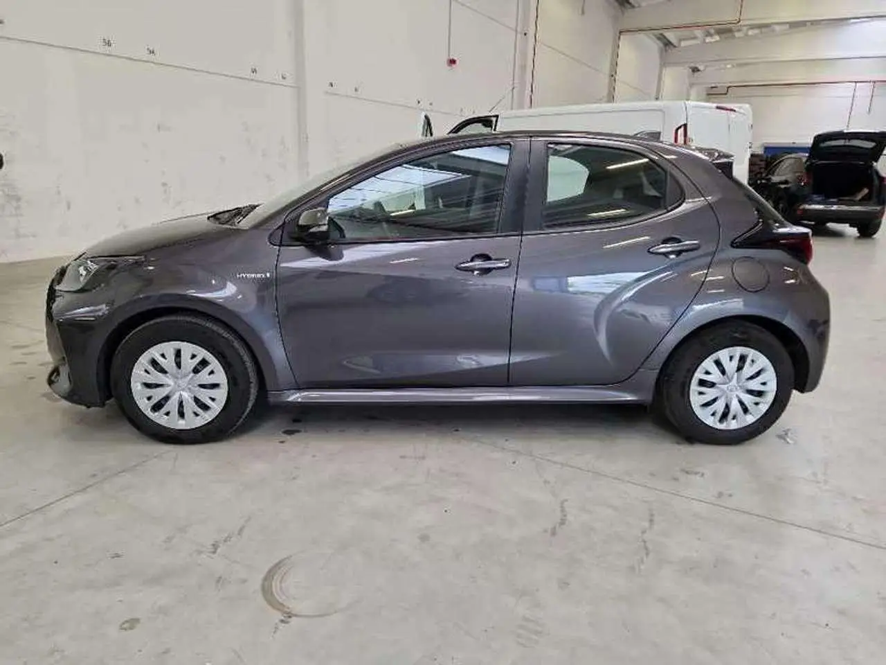 Photo 1 : Toyota Yaris 2021 Hybrid