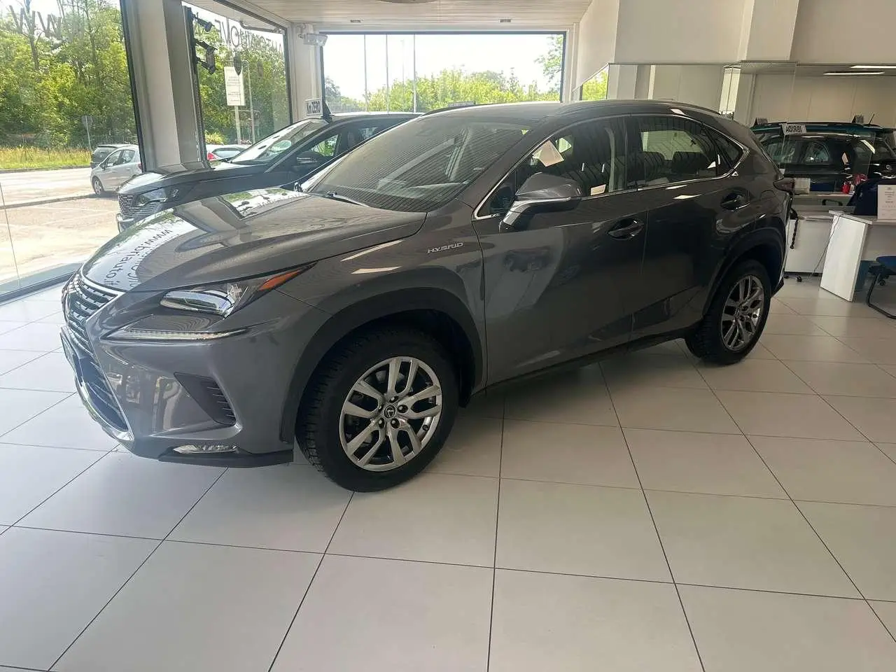 Photo 1 : Lexus Nx 2019 Hybrid