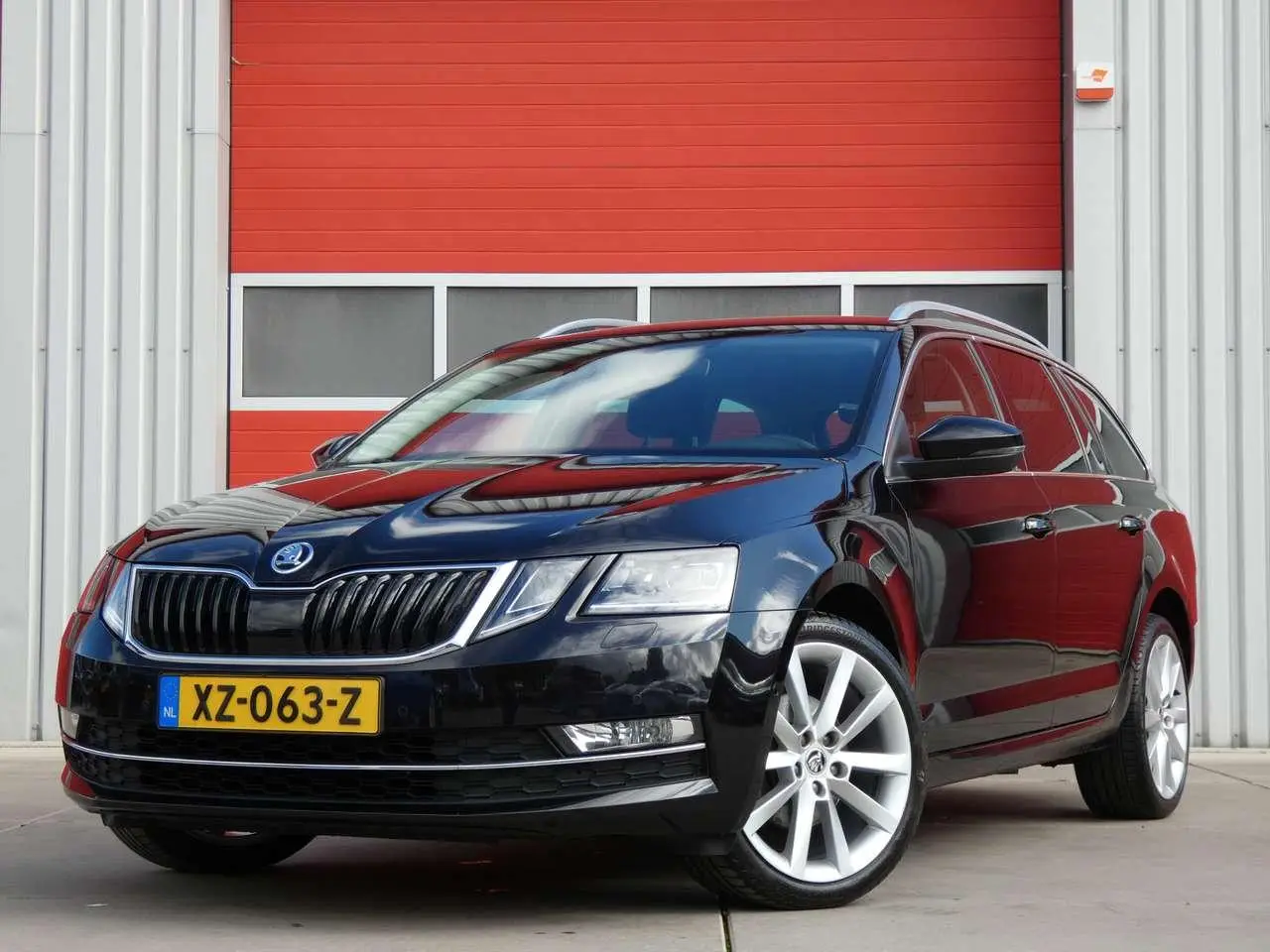 Photo 1 : Skoda Octavia 2019 Petrol