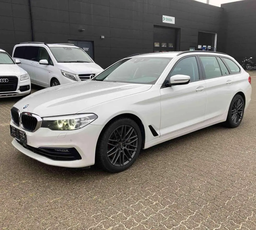 Photo 1 : Bmw Serie 5 2019 Diesel