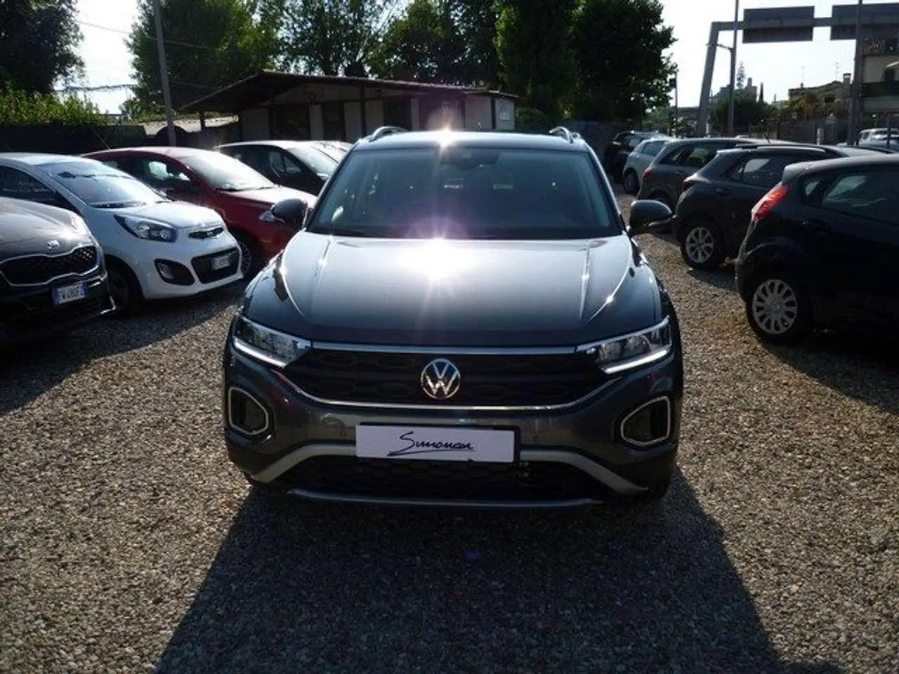 Photo 1 : Volkswagen T-roc 2024 Essence