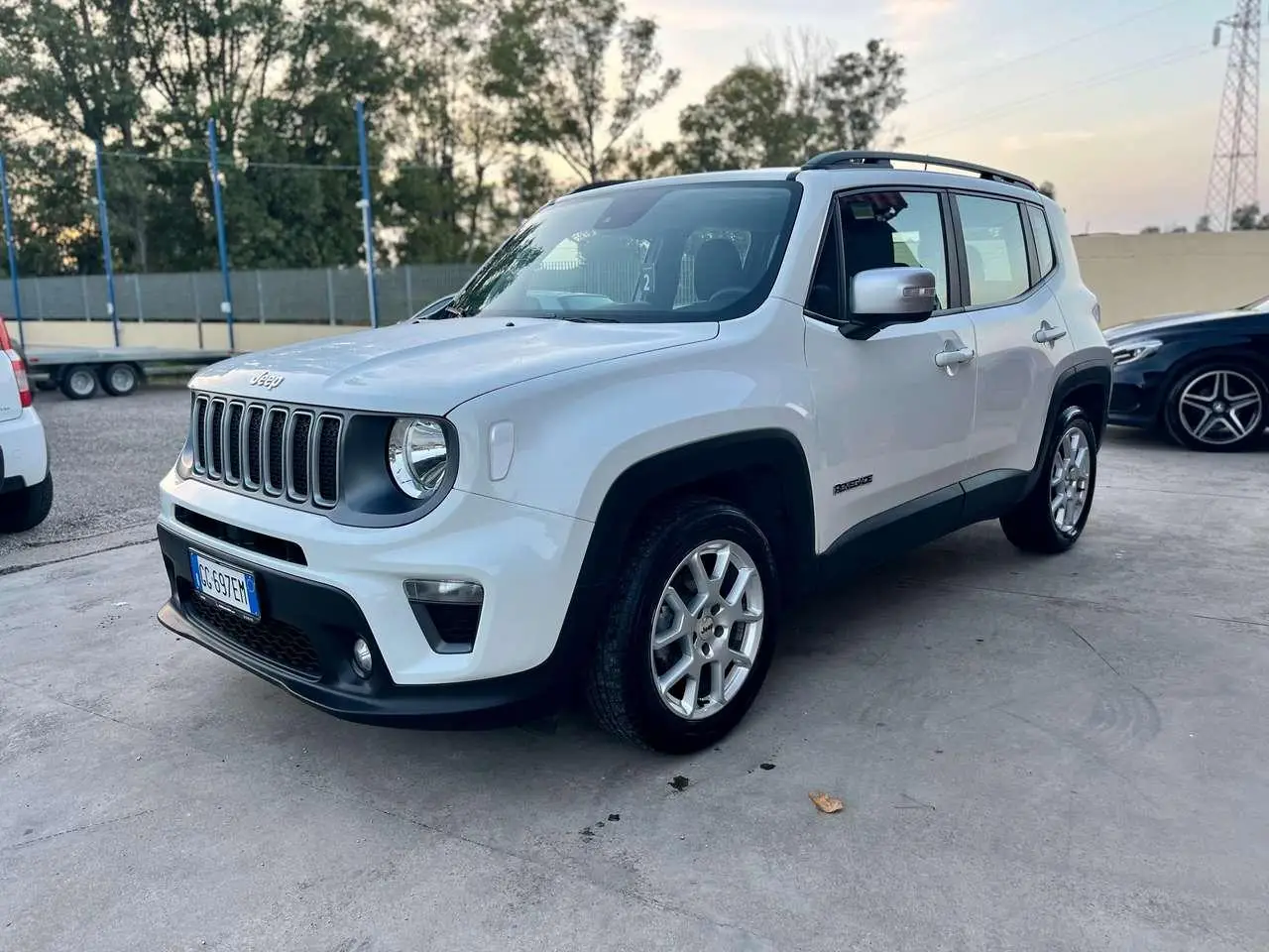 Photo 1 : Jeep Renegade 2022 Essence