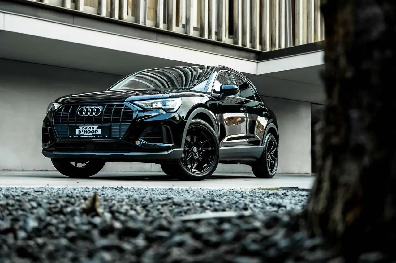 Photo 1 : Audi Q3 2019 Petrol