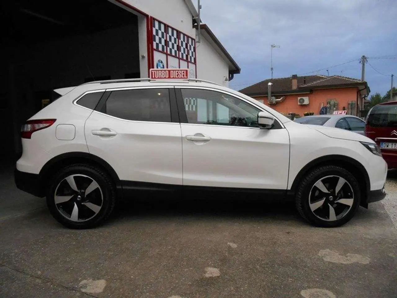 Photo 1 : Nissan Qashqai 2015 Diesel